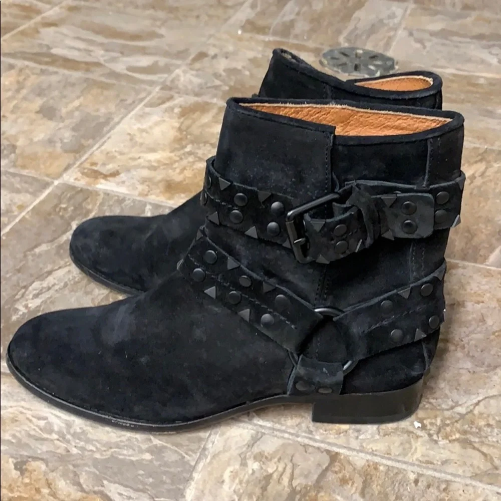 Frye - Picture 4 of 7